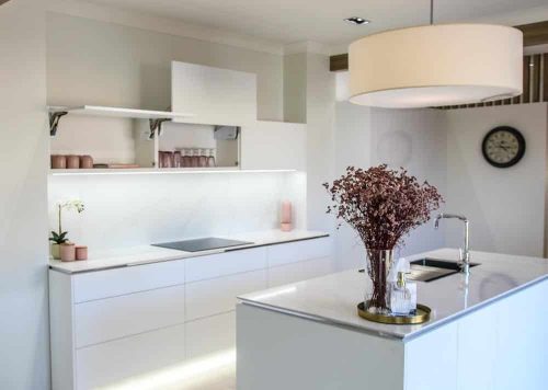 Minimalist Kitchen — Askin Cabinets in Caloundra, QLD